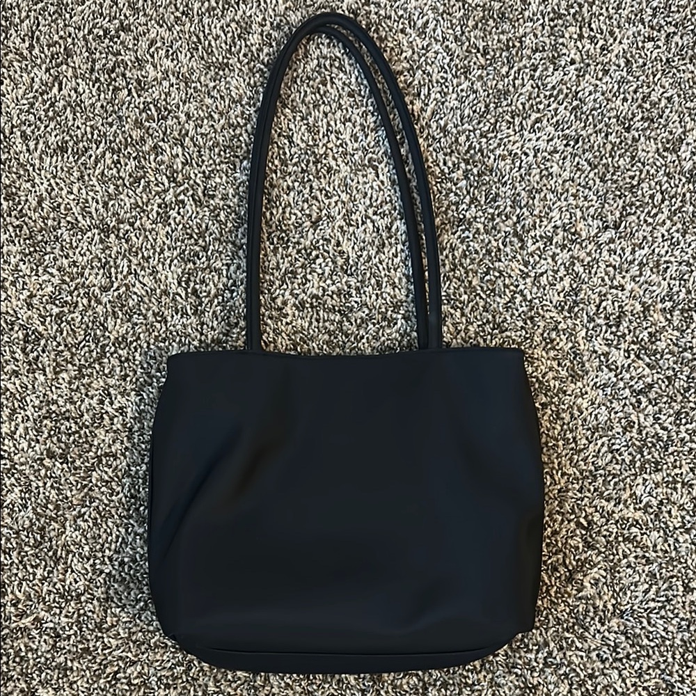 Aritzia Idolize Tote Bag